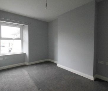 1 bedroom semi-detached house to rent - Photo 4