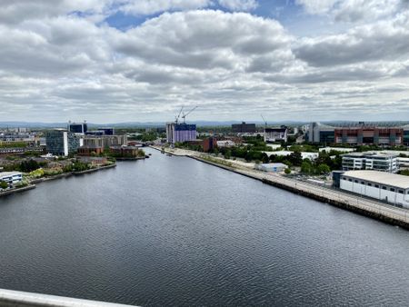 Salford Quays, The Quays, SALFORD - Photo 4