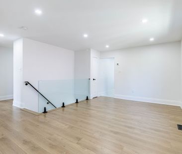 For Lease - 74 Pinebrook Circle, Caledon, Ontario - Photo 2