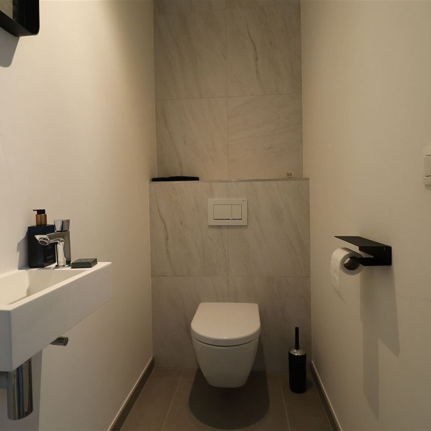 Gemeubeld appartement met autostaanplaats op het Eilandje - Foto 1