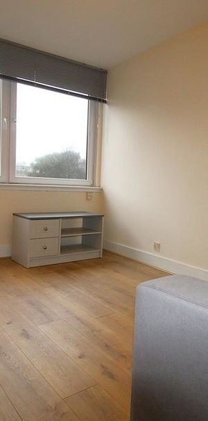 Jackson Terrace, Top Floor, AB24 - Photo 1