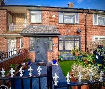 3 bedroom terraced house to rent - Photo 6