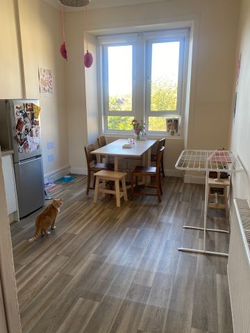Room in a Shared Flat, Glasgow, G42 - Photo 5
