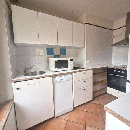 A LOUER T3 MEUBLE DURBAN - Photo 3