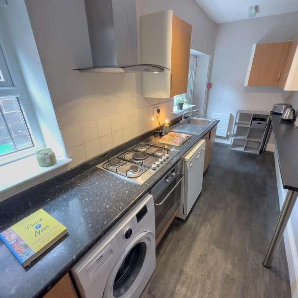 Sheil Road ( Beds), L6 - Photo 1