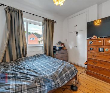 3 bedroom terraced house to rent - Photo 5