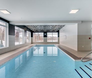 Logement 3 1/2 DEN+PISCINE INCLUS - Photo 2