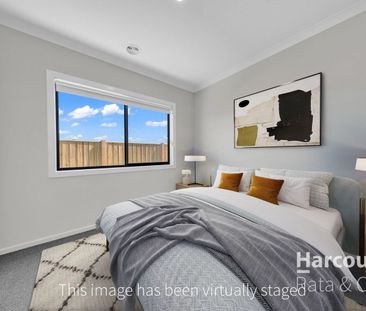 Spacious Family Home with Modern Comforts - Photo 3