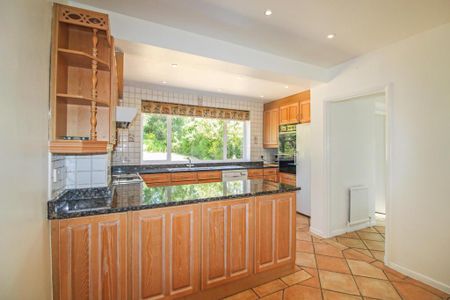 3 bedroom detached house to rent - Photo 5