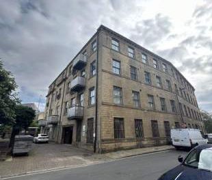 2 bedroom property to rent in Bradford - Photo 2