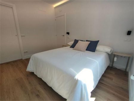 Piso de alquiler en Calle Calle de Santo Domingo de Silos, 5, El Viso - Photo 3