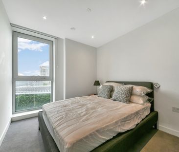 2 Bed Flat, Southwark Bridge Road, SE1 - Photo 5