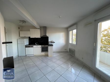 Location Appartement 2 pièces 38m² CLERMONT FERRAND 63000 - Photo 3