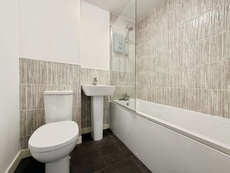 Catlyn Place, NR18 0GP - Photo 2