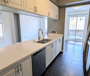 For Lease - 86 Dariole Drive, Richmond Hill, Ontario - Photo 5