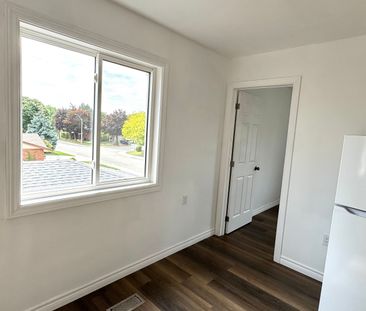 For Lease - 56 Skylark Drive Unit# Upper level unit 1, Hamilton, On... - Photo 2