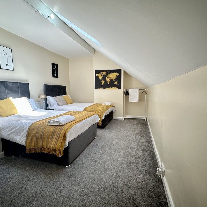 Ashton Mount - Photo 1