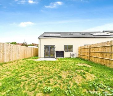 2 bedroom semi-detached house to rent - Photo 3