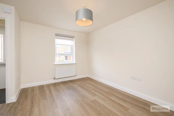 2 bedroom unspecified - Photo 1