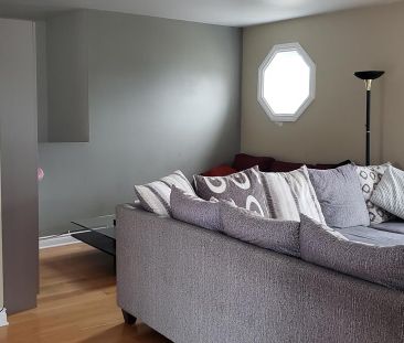 Longueuil – Très grand logement 5 1/2 (1 436 pi2) à louer - Photo 3