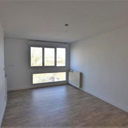 Location Appartement 2 pièces 44m² CHOLET 49300 - Photo 4