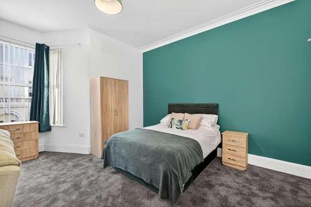 Grand Parade, The Hoe, Plymouth, PL1 - Photo 3