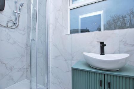 1 bedroom house of multiple occupation to rent - Photo 5