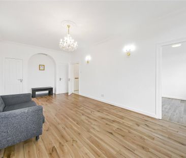 2 bedroom property to let - Photo 4