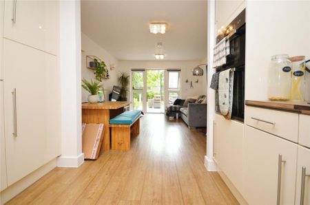 1 bedroom apartment to rent - Photo 5