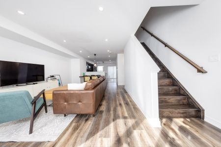 For Lease - 1 Leggott Avenue Unit# 2, Barrie, Ontario - Photo 4