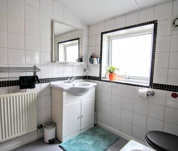 1 Bed Flat, Sterling Way, N18 - Photo 1