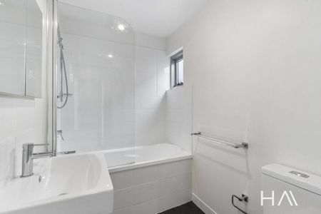 13/75 Warwick St, Hobart - Photo 2