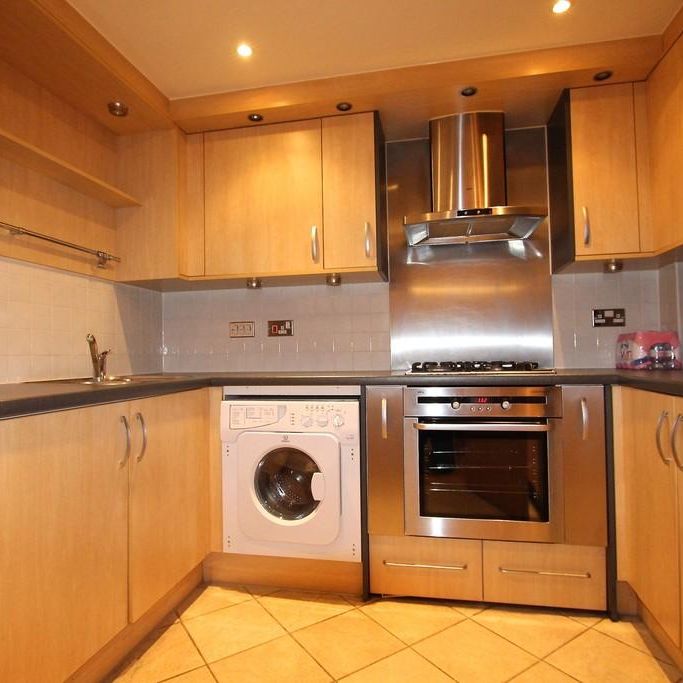 2 bedroom apartment to rent - Photo 1