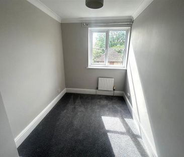 4 bedroom detached house to rent - Photo 6