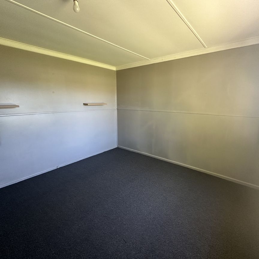 9 James Street, SHEPPARTON VIC 3630 - Photo 1
