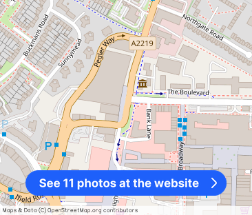 High street, crawley - Photo 1