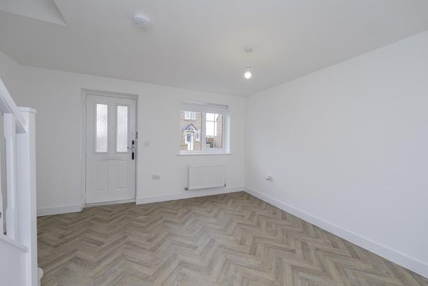 2 bedroom semi-detached house to rent - Photo 1