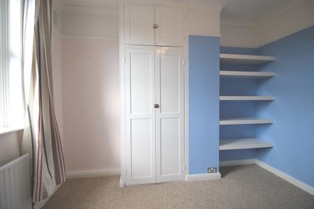 2 bedroom Two Bedroom House to rent - Photo 2