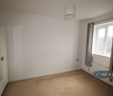 4 bedroom terraced house to rent - Photo 1