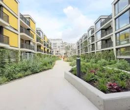 Traumhafte 3-Zimmer-Wohnung mit Terrasse und Garten - Foto 3
