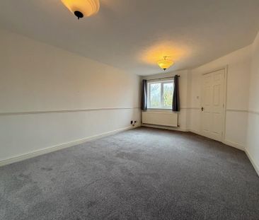 4 bedroom detached house to rent - Photo 5