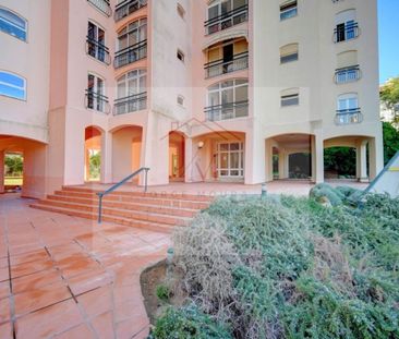 3 room luxury Flat for rent in Gandarinha (Cascais), Cascais e Esto... - Photo 2