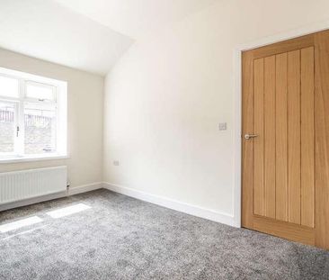 Wakefield Road, Fenay Bridge, HD8 - Photo 6