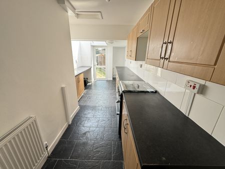 Overslade Crescent, Coventry, Cv6 2at, Coundon - Photo 5