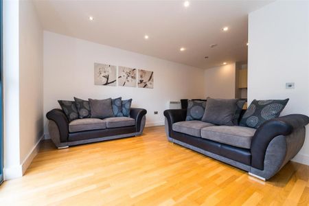 2 bedroom apartment to rent - Photo 3