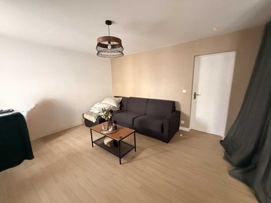 Location Appartement 1 pièce 30m² - Photo 1