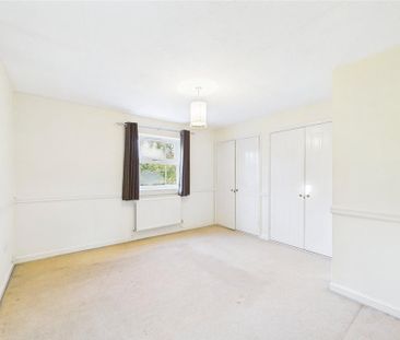 4 bedroom detached house to rent - Photo 4