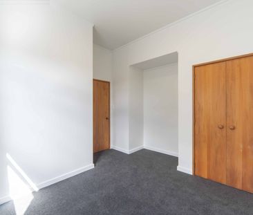 Prime Hamilton Living - Clifton Terrace Townhouse for Rent - Photo 3