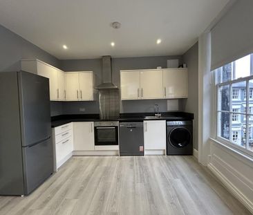 2 bedroom flat to rent - Photo 6