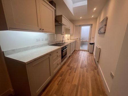 1 bedroom apartment to rent - Photo 4